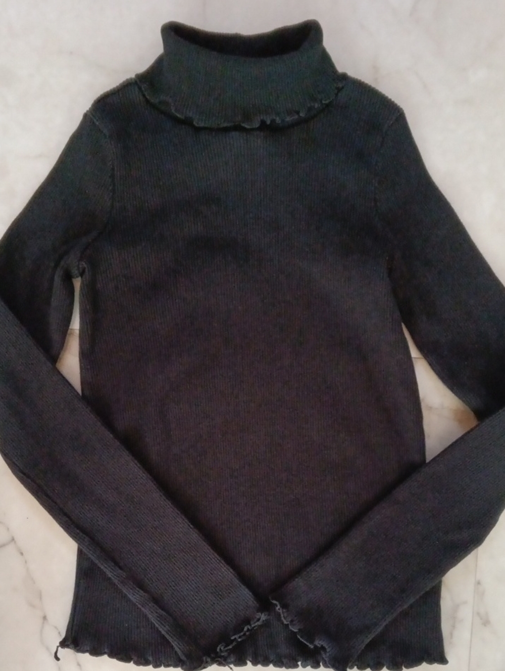 Max Studio Kids Black Ribbed Lettuce-Edge Turtleneck Top